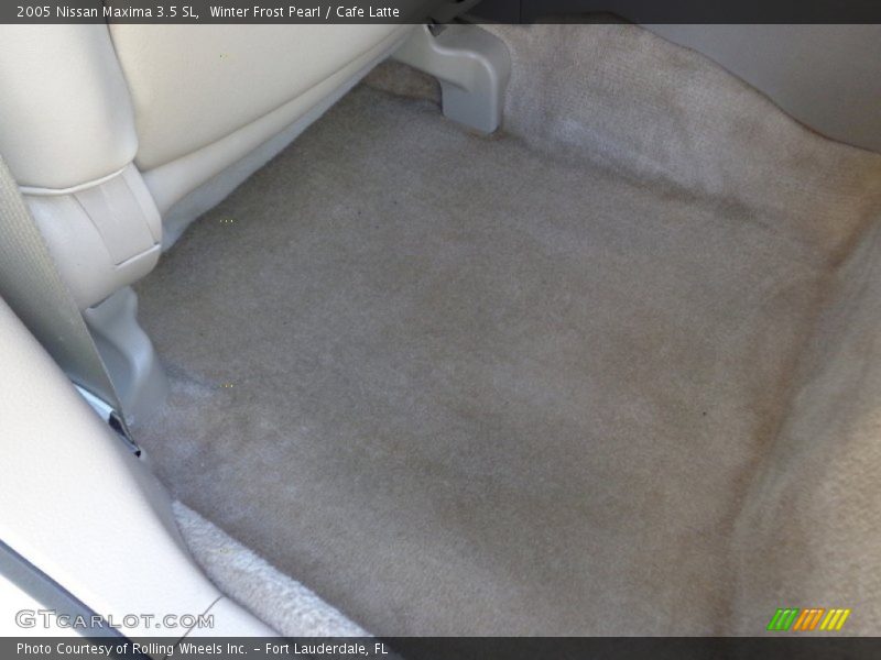 Winter Frost Pearl / Cafe Latte 2005 Nissan Maxima 3.5 SL