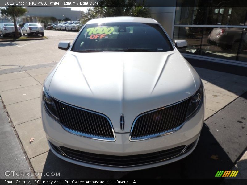White Platinum / Light Dune 2013 Lincoln MKS AWD