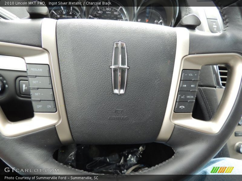 Ingot Silver Metallic / Charcoal Black 2010 Lincoln MKT FWD