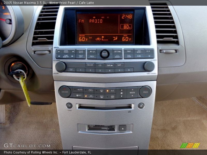 Winter Frost Pearl / Cafe Latte 2005 Nissan Maxima 3.5 SL