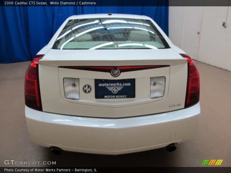 White Diamond / Cashmere 2006 Cadillac CTS Sedan