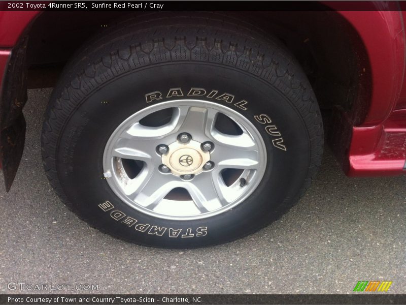 Sunfire Red Pearl / Gray 2002 Toyota 4Runner SR5