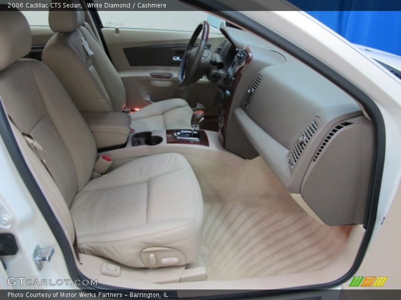 White Diamond / Cashmere 2006 Cadillac CTS Sedan