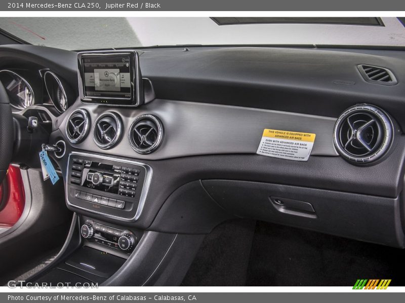 Dashboard of 2014 CLA 250