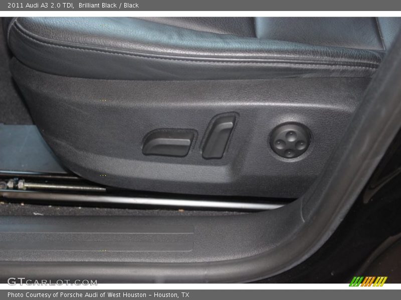 Brilliant Black / Black 2011 Audi A3 2.0 TDI