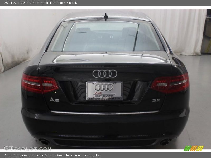 Brilliant Black / Black 2011 Audi A6 3.2 Sedan