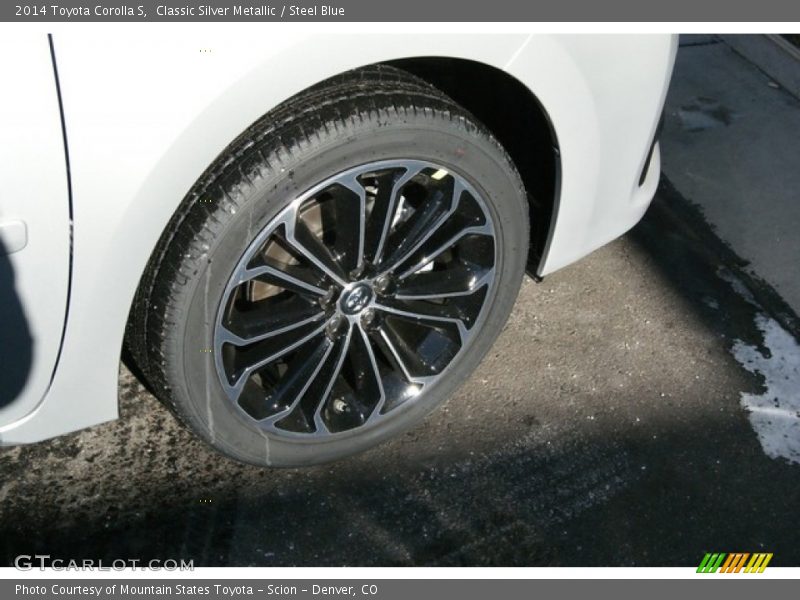 Classic Silver Metallic / Steel Blue 2014 Toyota Corolla S