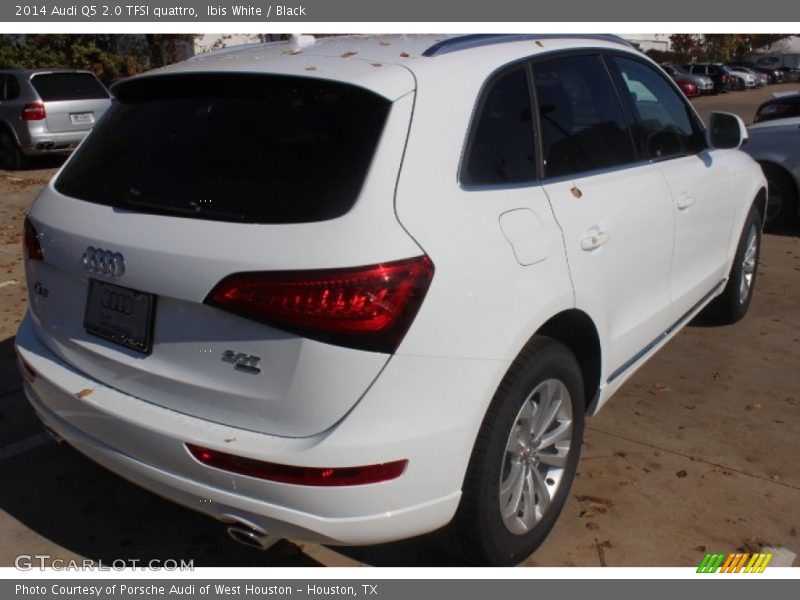 Ibis White / Black 2014 Audi Q5 2.0 TFSI quattro