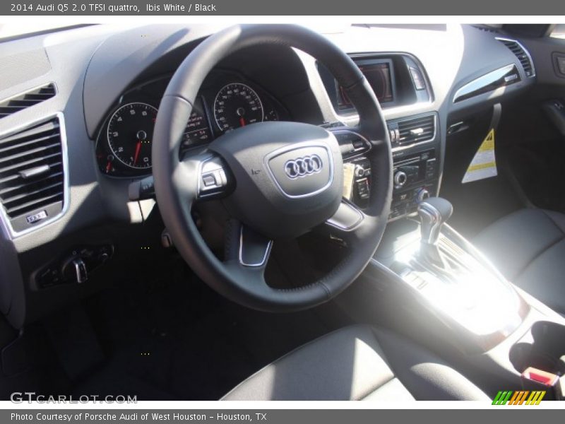 Ibis White / Black 2014 Audi Q5 2.0 TFSI quattro