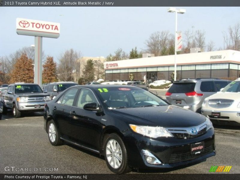 Attitude Black Metallic / Ivory 2013 Toyota Camry Hybrid XLE