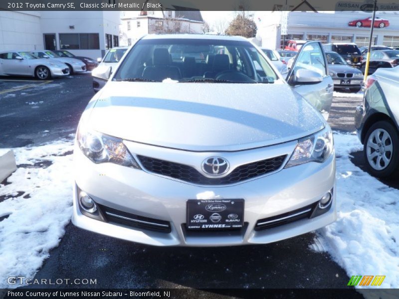 Classic Silver Metallic / Black 2012 Toyota Camry SE
