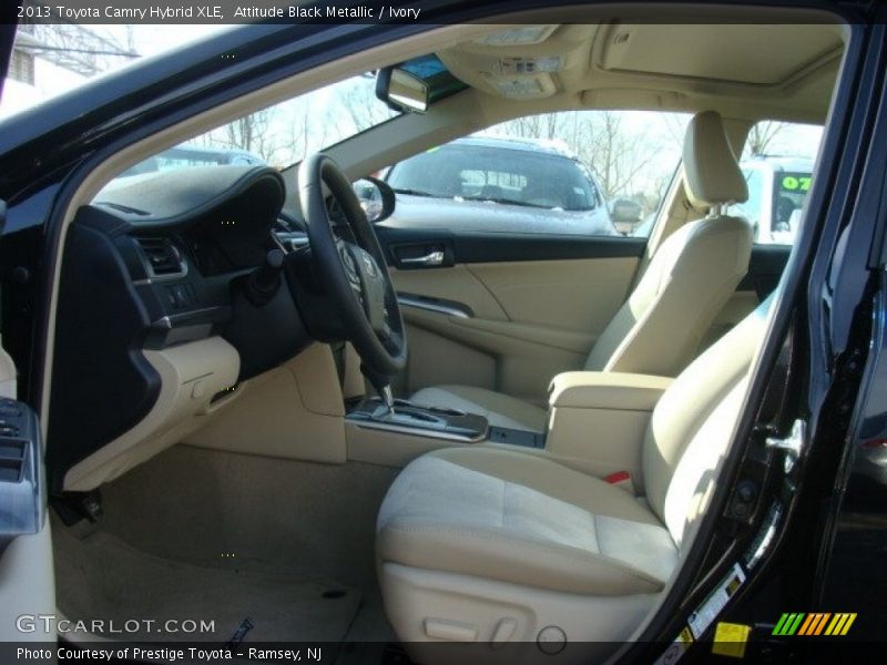Attitude Black Metallic / Ivory 2013 Toyota Camry Hybrid XLE