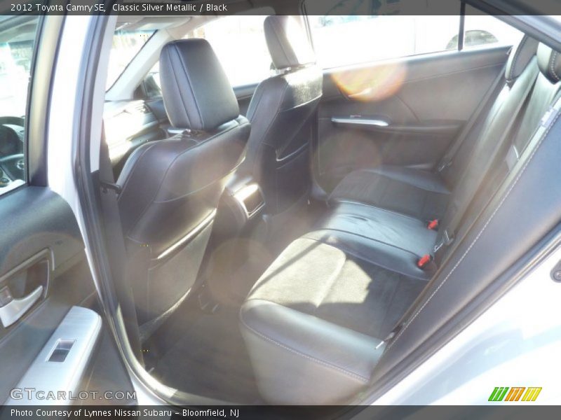 Classic Silver Metallic / Black 2012 Toyota Camry SE