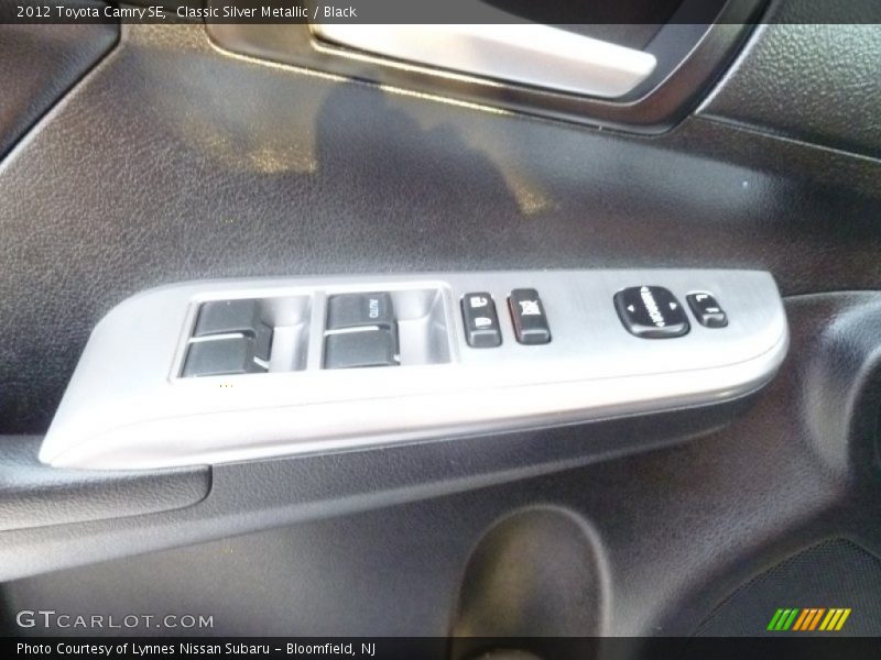 Classic Silver Metallic / Black 2012 Toyota Camry SE