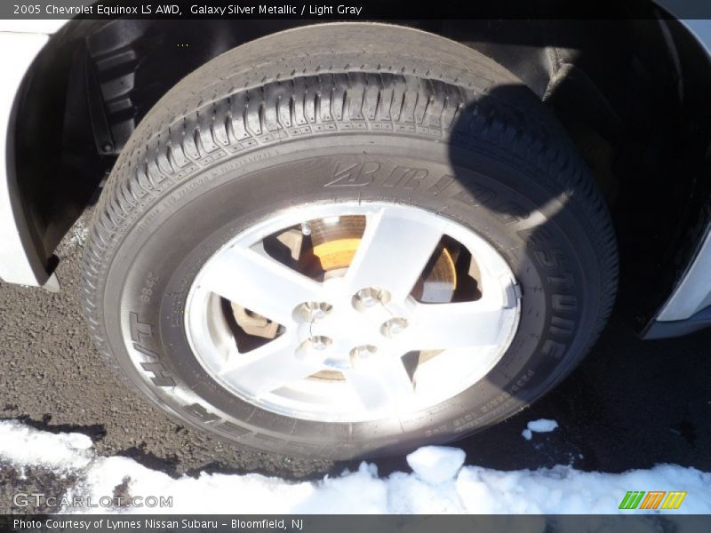 Galaxy Silver Metallic / Light Gray 2005 Chevrolet Equinox LS AWD