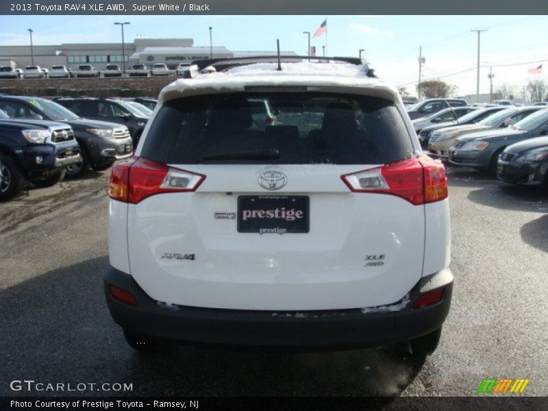 Super White / Black 2013 Toyota RAV4 XLE AWD