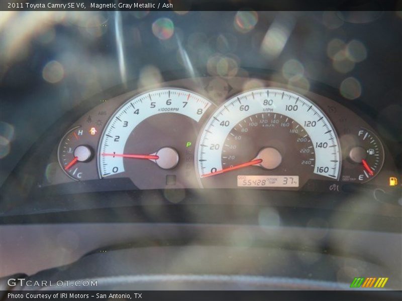 Magnetic Gray Metallic / Ash 2011 Toyota Camry SE V6