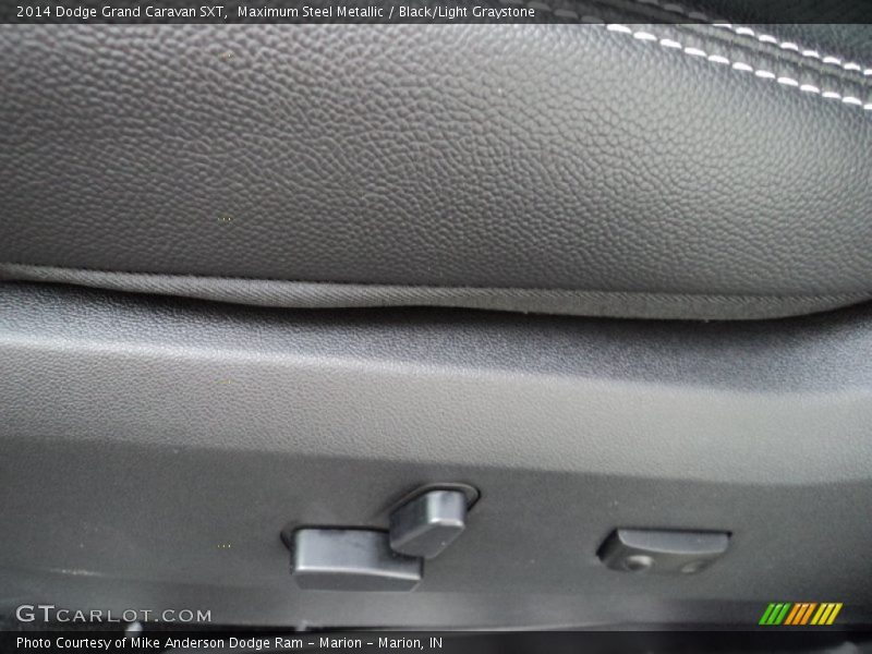 Maximum Steel Metallic / Black/Light Graystone 2014 Dodge Grand Caravan SXT