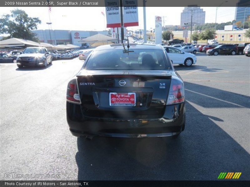 Super Black / Charcoal 2009 Nissan Sentra 2.0 SR