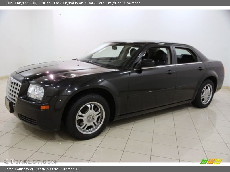 Brilliant Black Crystal Pearl / Dark Slate Gray/Light Graystone 2005 Chrysler 300