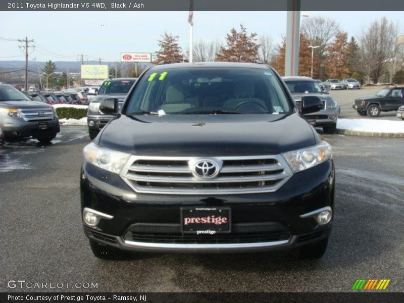 Black / Ash 2011 Toyota Highlander V6 4WD
