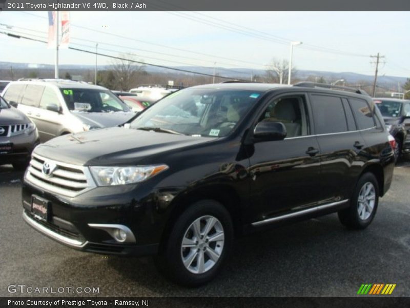 Black / Ash 2011 Toyota Highlander V6 4WD