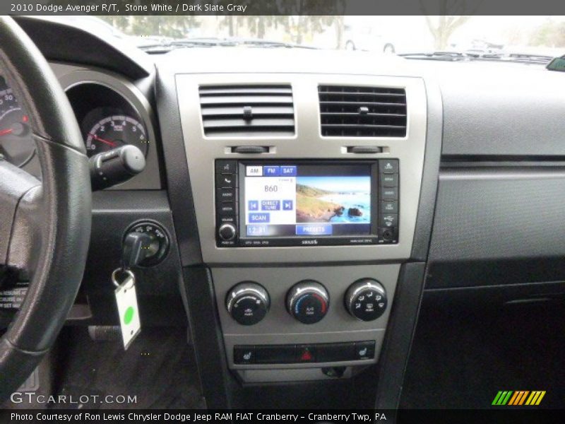 Stone White / Dark Slate Gray 2010 Dodge Avenger R/T