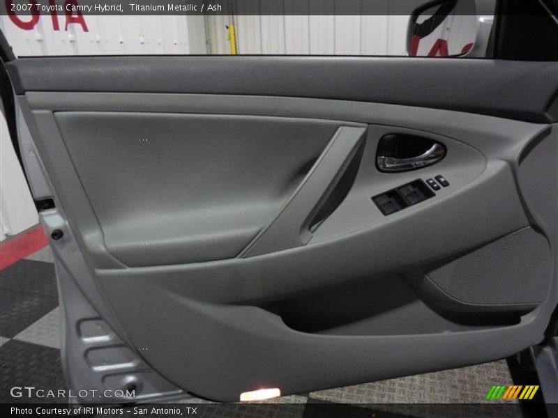 Titanium Metallic / Ash 2007 Toyota Camry Hybrid