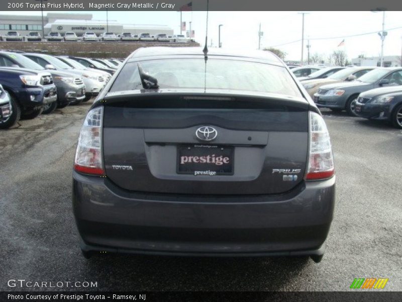 Magnetic Gray Metallic / Gray 2006 Toyota Prius Hybrid