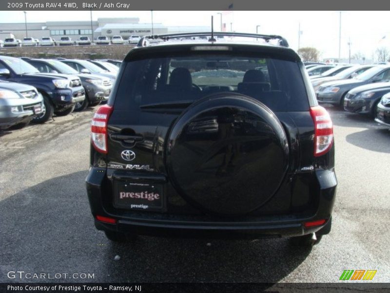 Black / Ash Gray 2009 Toyota RAV4 4WD