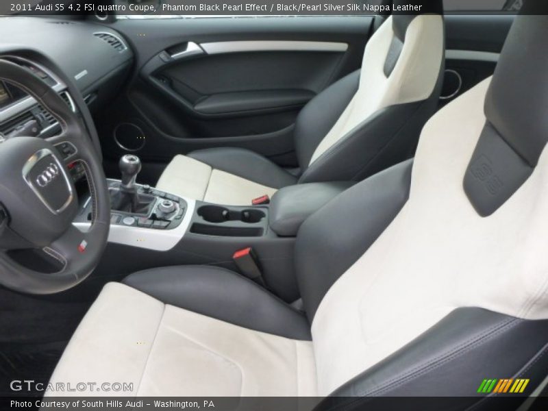 Front Seat of 2011 S5 4.2 FSI quattro Coupe