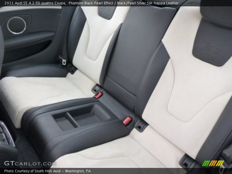 Rear Seat of 2011 S5 4.2 FSI quattro Coupe