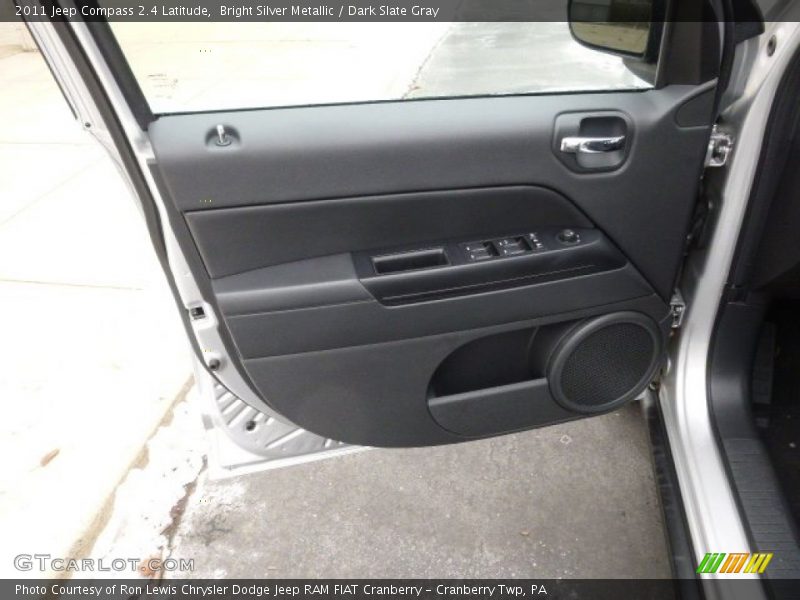 Bright Silver Metallic / Dark Slate Gray 2011 Jeep Compass 2.4 Latitude