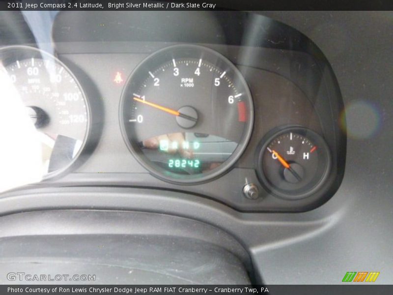 Bright Silver Metallic / Dark Slate Gray 2011 Jeep Compass 2.4 Latitude