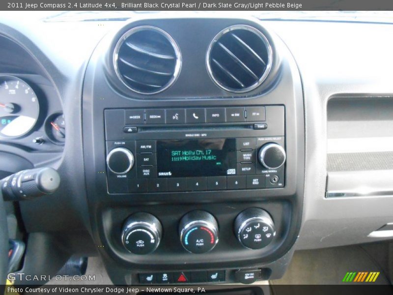 Brilliant Black Crystal Pearl / Dark Slate Gray/Light Pebble Beige 2011 Jeep Compass 2.4 Latitude 4x4