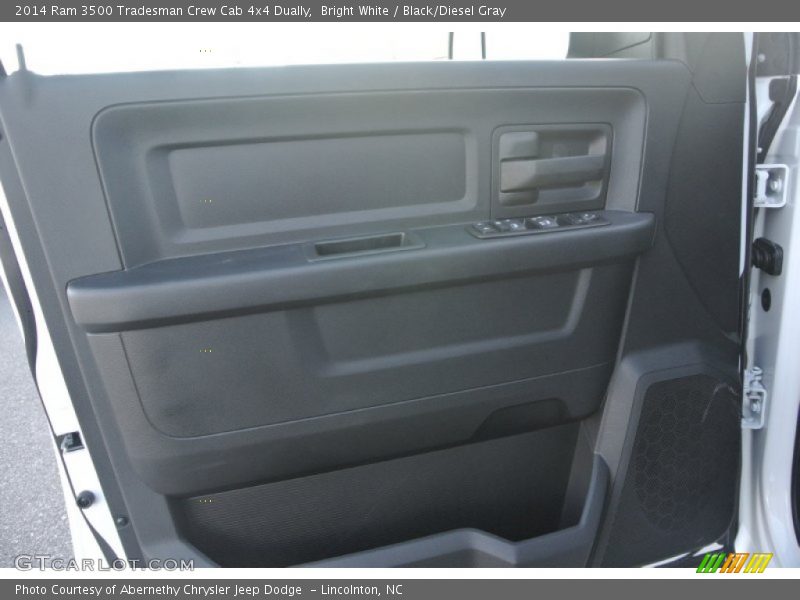 Bright White / Black/Diesel Gray 2014 Ram 3500 Tradesman Crew Cab 4x4 Dually