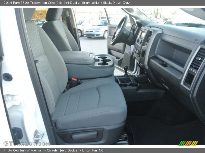 Bright White / Black/Diesel Gray 2014 Ram 3500 Tradesman Crew Cab 4x4 Dually
