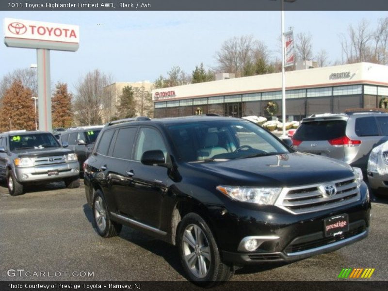 Black / Ash 2011 Toyota Highlander Limited 4WD