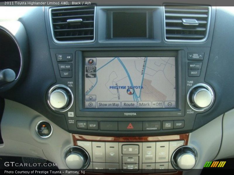 Black / Ash 2011 Toyota Highlander Limited 4WD