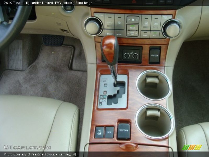Black / Sand Beige 2010 Toyota Highlander Limited 4WD