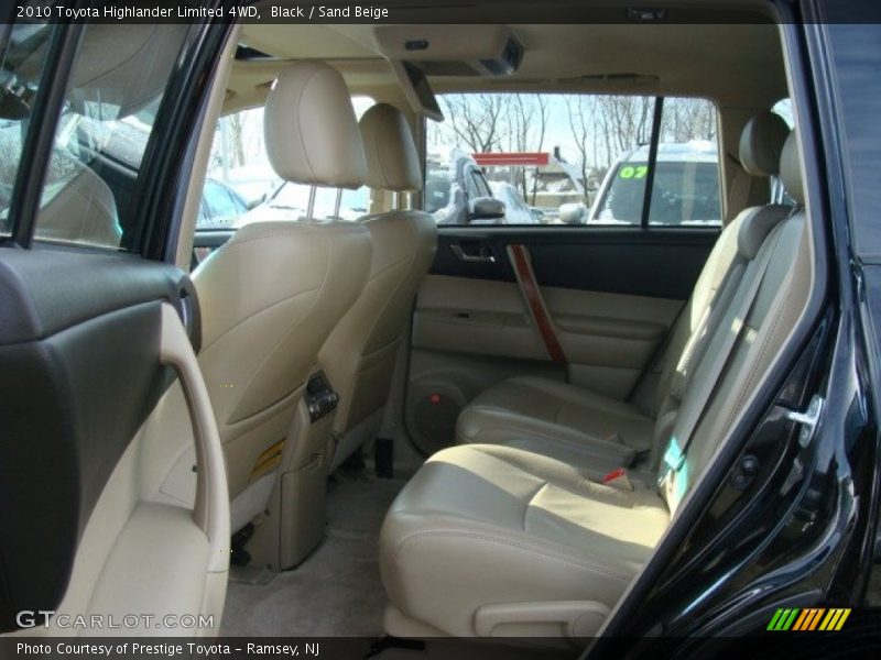 Black / Sand Beige 2010 Toyota Highlander Limited 4WD