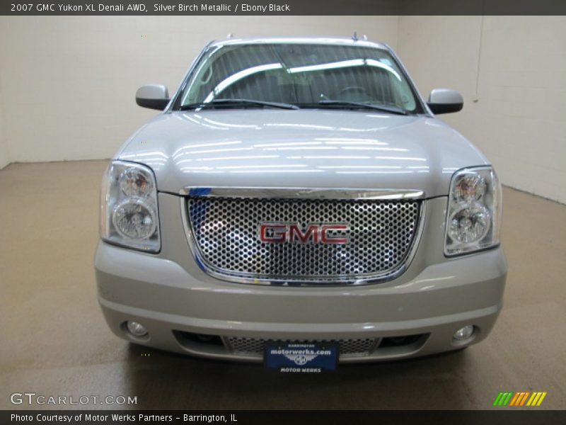 Silver Birch Metallic / Ebony Black 2007 GMC Yukon XL Denali AWD