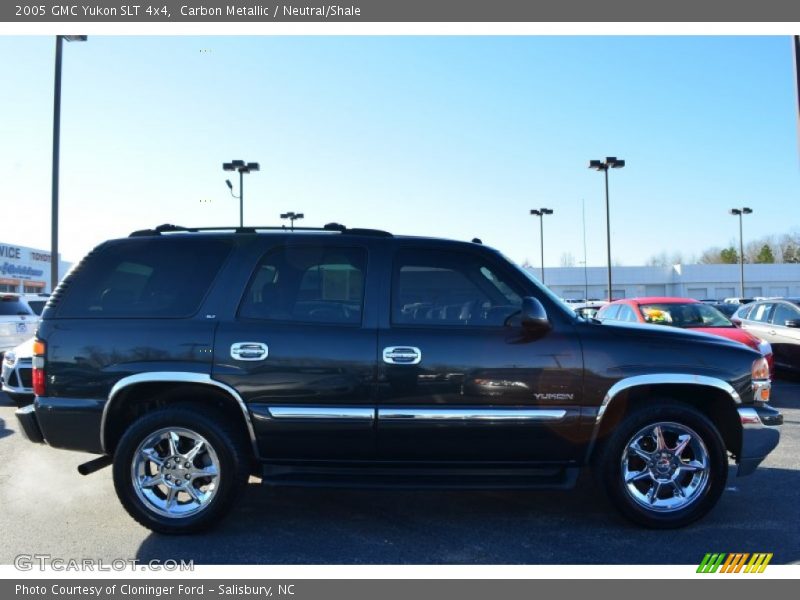 Carbon Metallic / Neutral/Shale 2005 GMC Yukon SLT 4x4