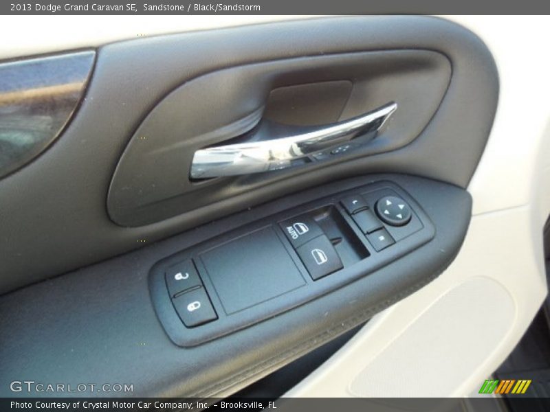 Sandstone / Black/Sandstorm 2013 Dodge Grand Caravan SE