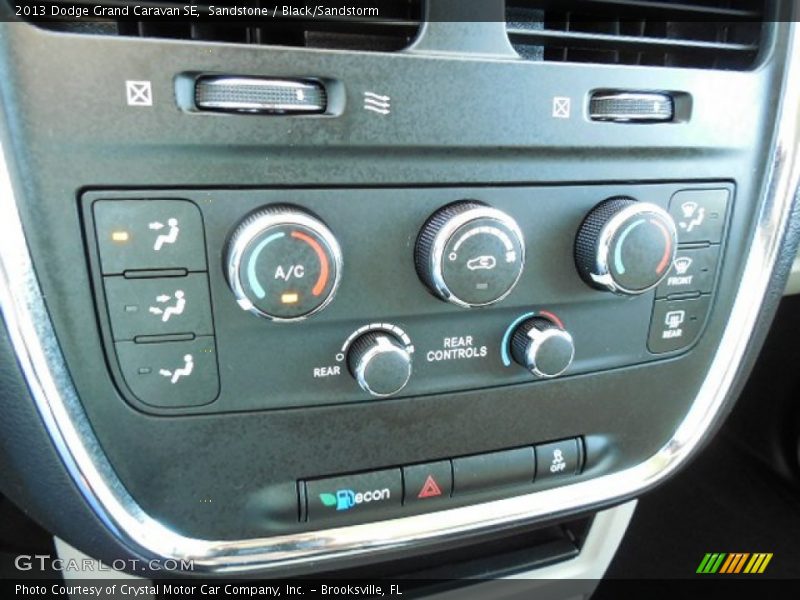 Sandstone / Black/Sandstorm 2013 Dodge Grand Caravan SE