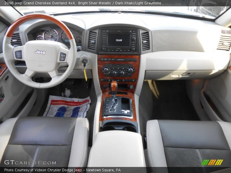 Dashboard of 2006 Grand Cherokee Overland 4x4