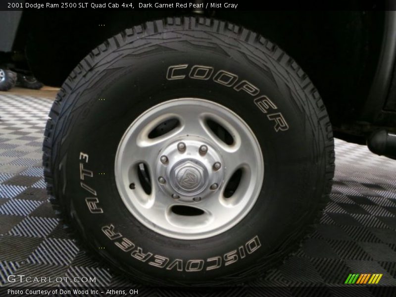 Dark Garnet Red Pearl / Mist Gray 2001 Dodge Ram 2500 SLT Quad Cab 4x4