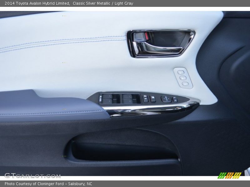 Classic Silver Metallic / Light Gray 2014 Toyota Avalon Hybrid Limited
