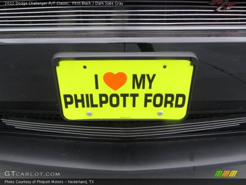 Pitch Black / Dark Slate Gray 2012 Dodge Challenger R/T Classic