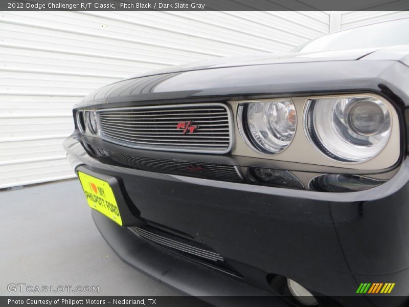 Pitch Black / Dark Slate Gray 2012 Dodge Challenger R/T Classic
